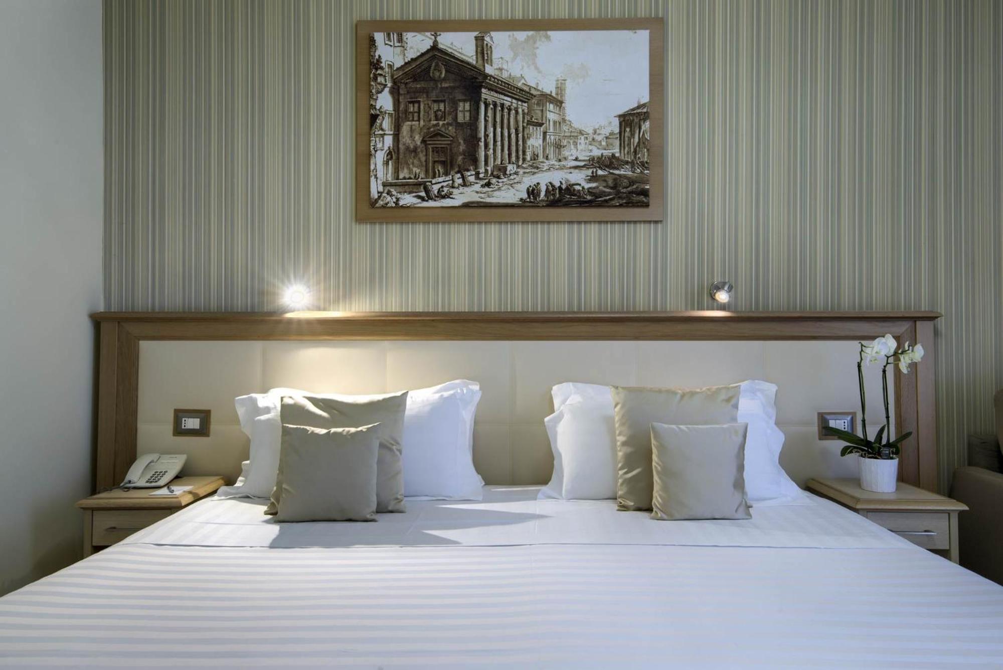 Deluxe Quadruple Room,1274627416:JPEG