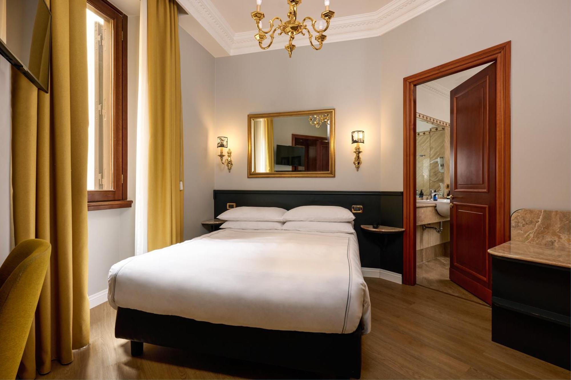 Small Double Room,1709810918:JPEG