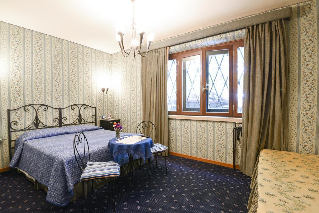 Triple Room,1661109450:JPEG