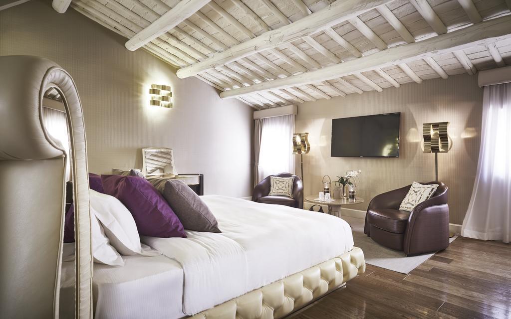 Junior Suite,332304142:JPEG