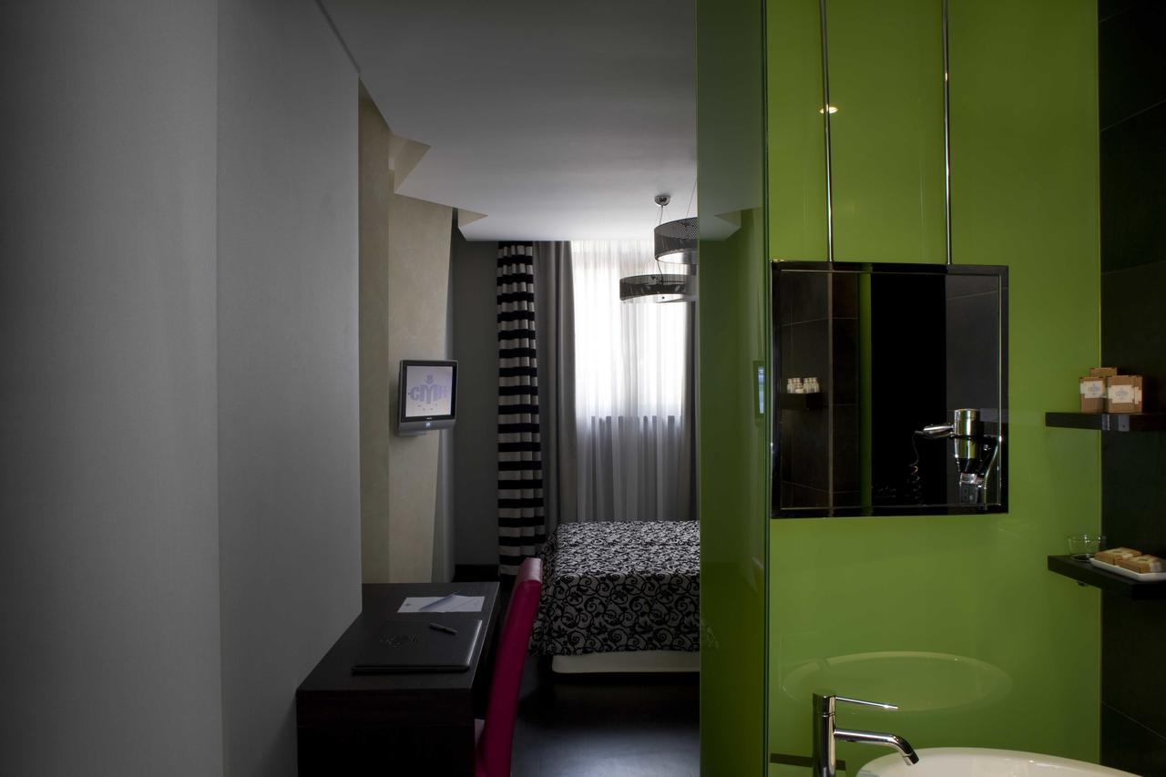 Quarto Queen com Sofá-cama