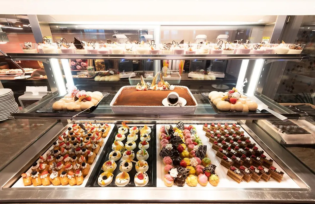 A.Roma Lifestyle Hotel-1